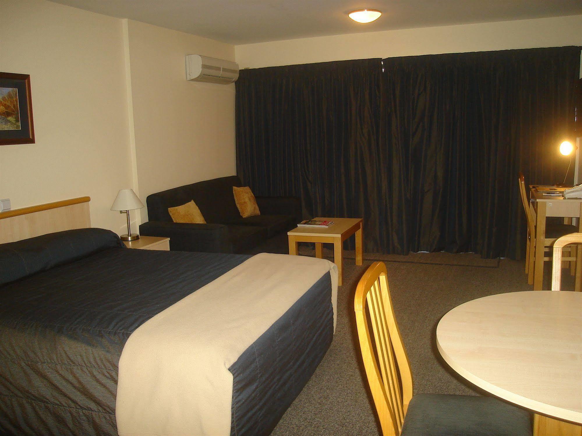 Asure Central Gold Motel קרומוול מראה חיצוני תמונה